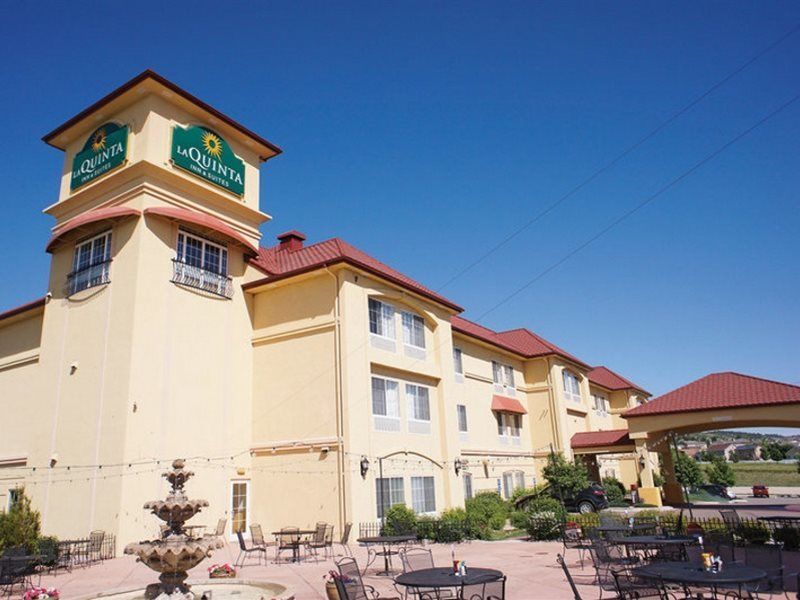 La Quinta Inn & Suites By Wyndham Loveland Estes Park Buitenkant foto
