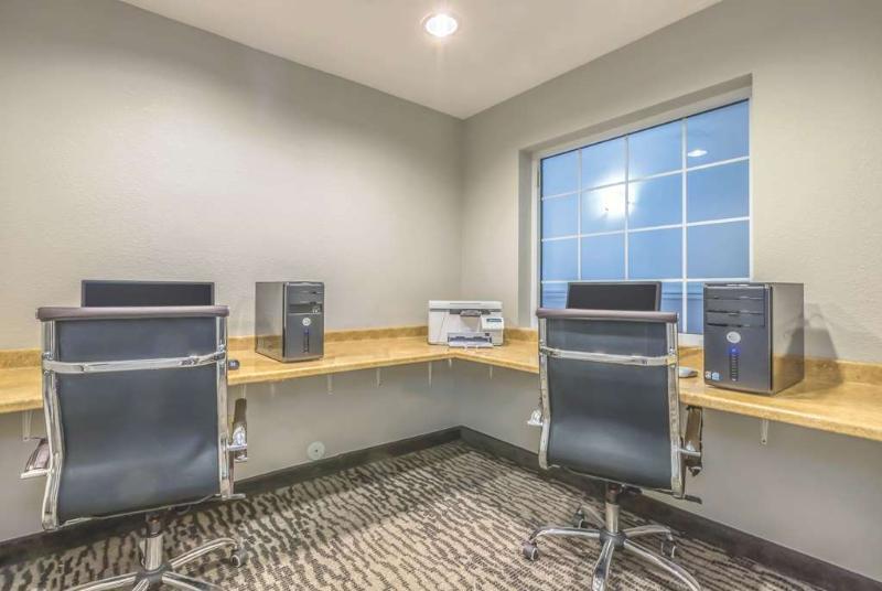 La Quinta Inn & Suites By Wyndham Loveland Estes Park Buitenkant foto